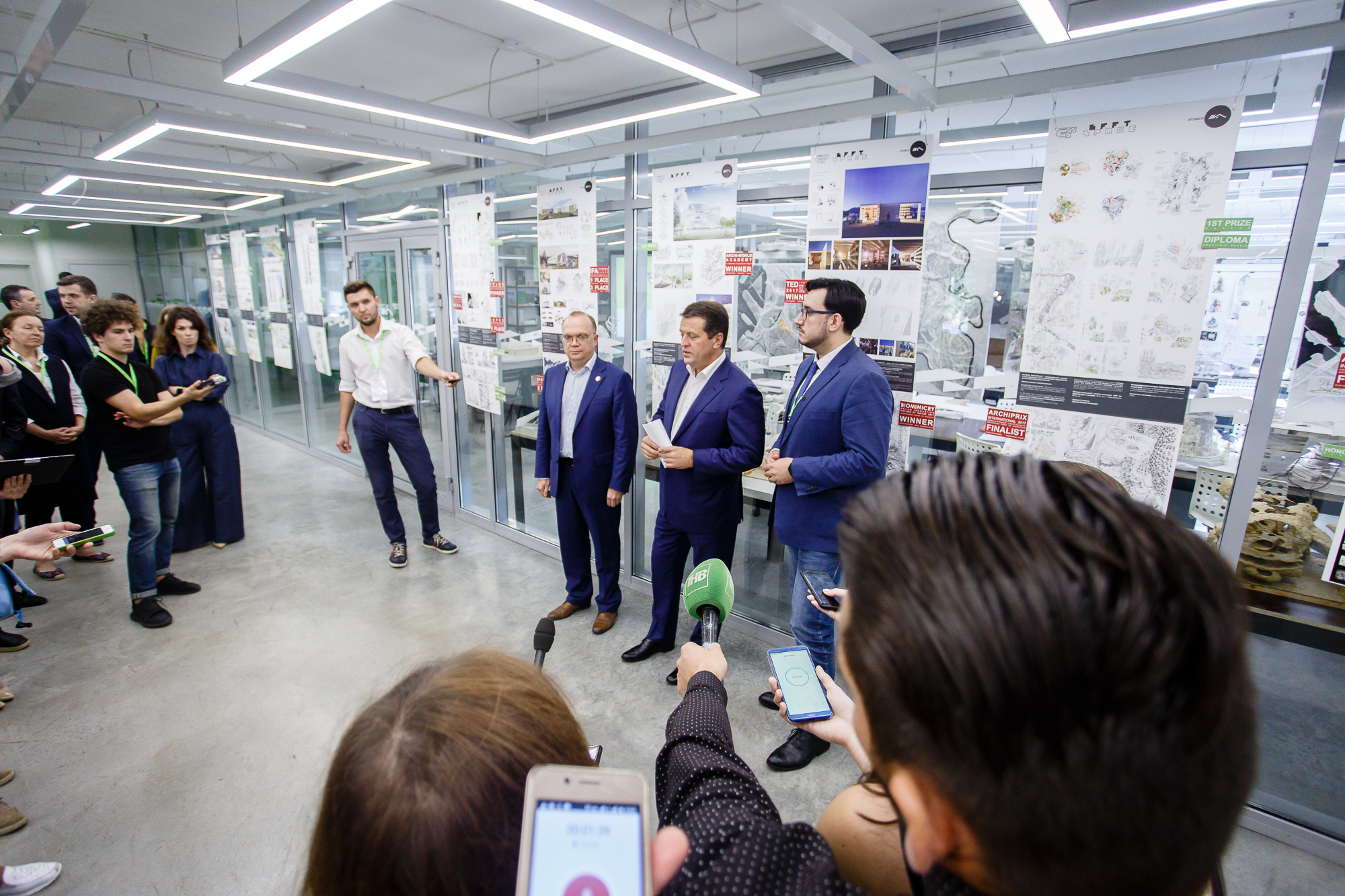 Объявлены названия 3 международных консорциумов, вышедших в финал